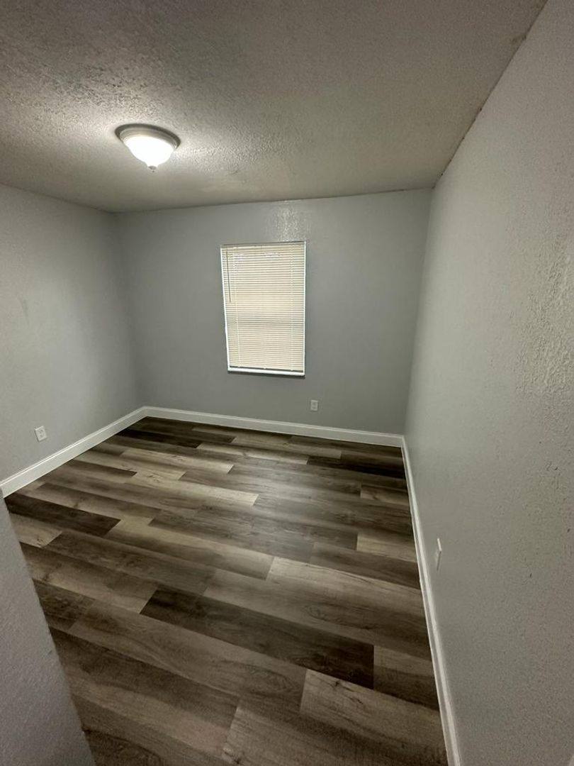 712 Eaverson St, Jacksonville, FL 32204 - Apartment for Rent - Image 6
