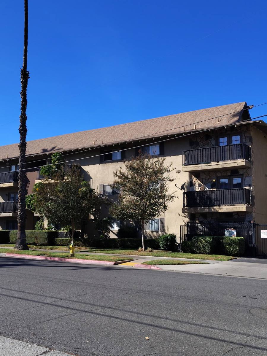 University Gardens, 3681-3725 Cranford Ave, Riverside, CA 92507 - Apartment for Rent - Image 3