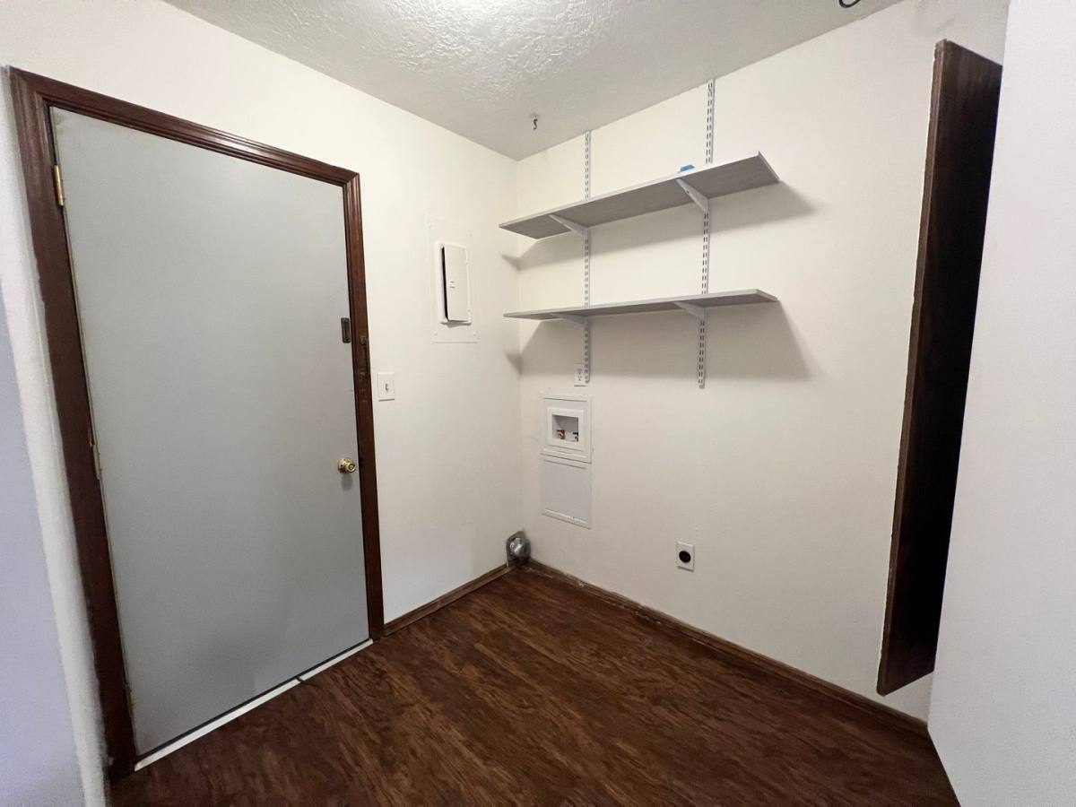 415 S Cook Ave #B, Norman, OK 73071 - House for Rent - Image 6