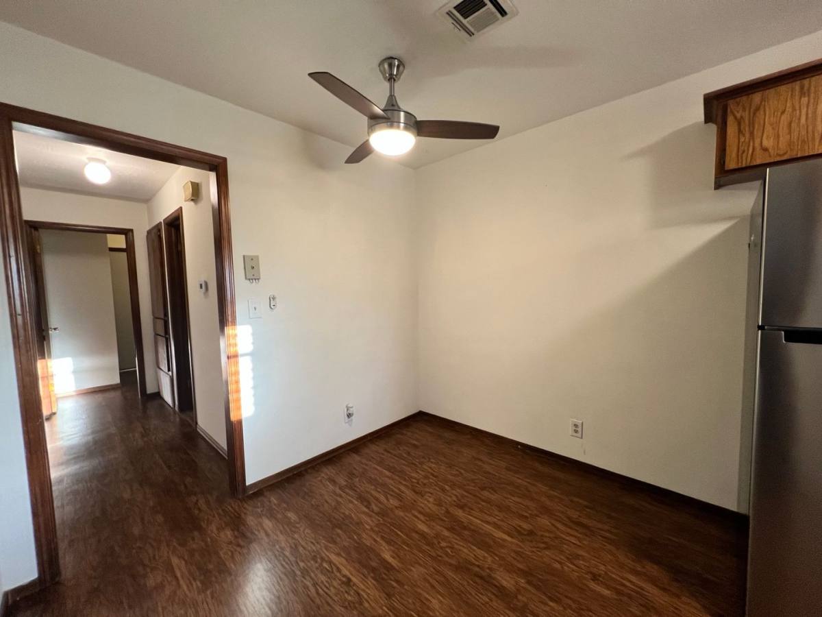 415 S Cook Ave #B, Norman, OK 73071 - House for Rent - Image 3