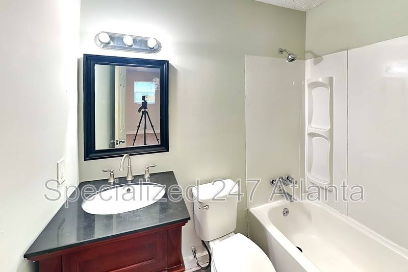 4460 Old Fairburn Rd, Atlanta, GA 30349 - House for Rent - Image 9