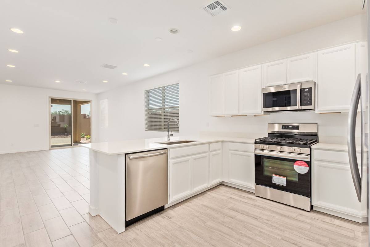 4043 E Appaloosa Rd, Gilbert, AZ 85296 - House for Rent - Image 8