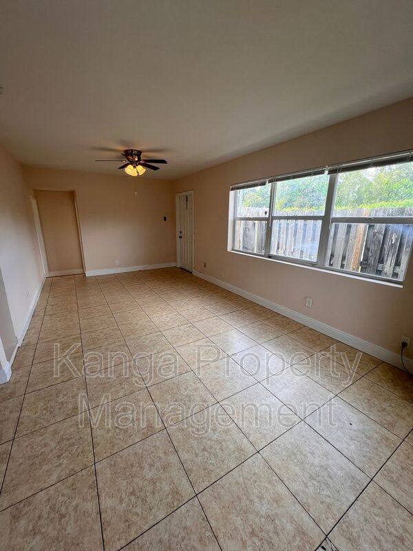 4821 Vermont Ave #1, Lake Worth, FL 33461 - Apartment for Rent - Image 4