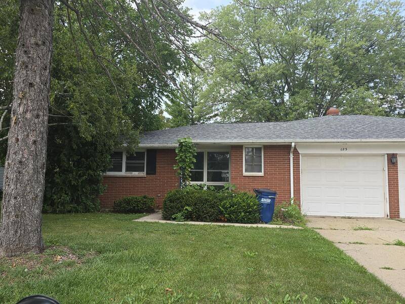 Apartment for rent at 125-127 Lebrun St, Green Bay, WI 54301