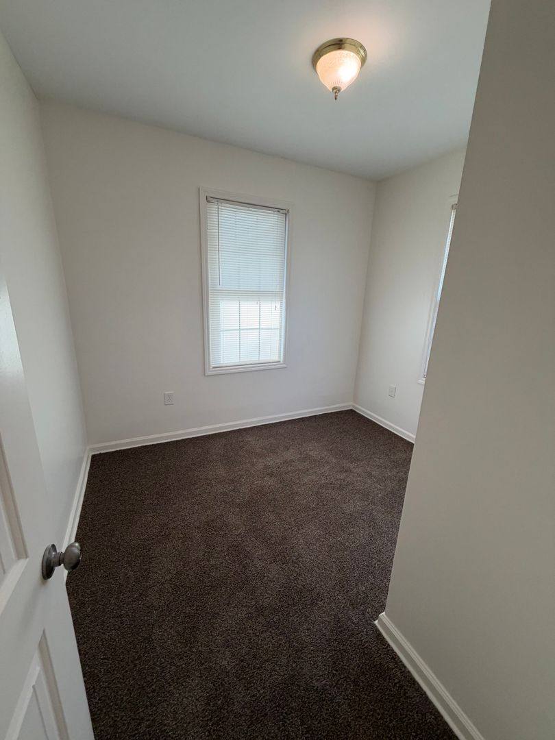 917 Myrtle St, Kingsport, TN 37660 - House for Rent - Image 6