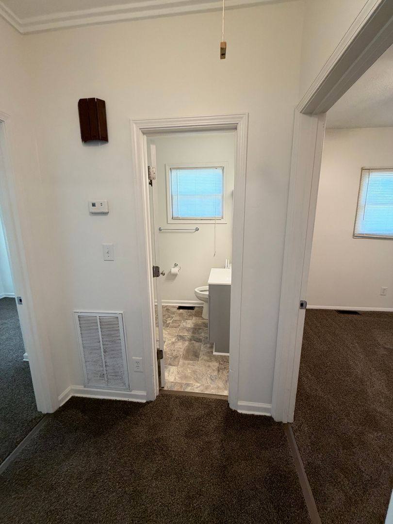 917 Myrtle St, Kingsport, TN 37660 - House for Rent - Image 7