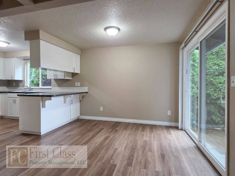 4325 SE 37th Ave, Portland, OR 97202 - Townhouse for Rent - Image 5