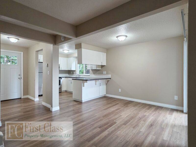 4325 SE 37th Ave, Portland, OR 97202 - Townhouse for Rent - Image 4