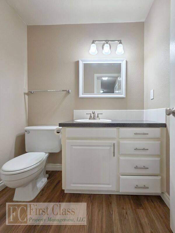 4325 SE 37th Ave, Portland, OR 97202 - Townhouse for Rent - Image 9