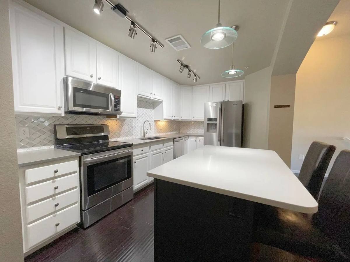 14167 Sun Blaze Loop #H, Broomfield, CO 80023 - Townhouse for Rent - Image 1
