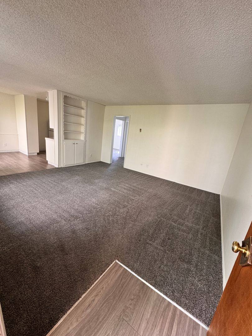 3966 Centre St, San Diego, CA 92103 - Apartment for Rent - Image 2