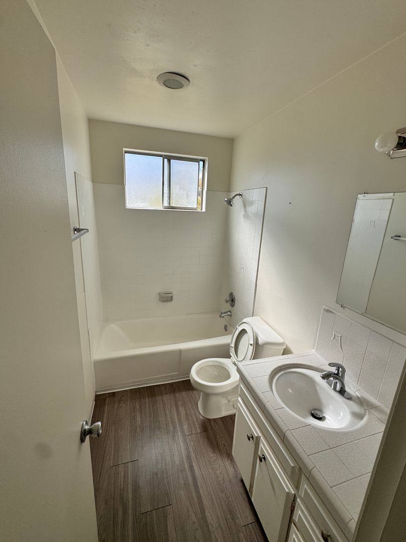 3966 Centre St, San Diego, CA 92103 - Apartment for Rent - Image 10