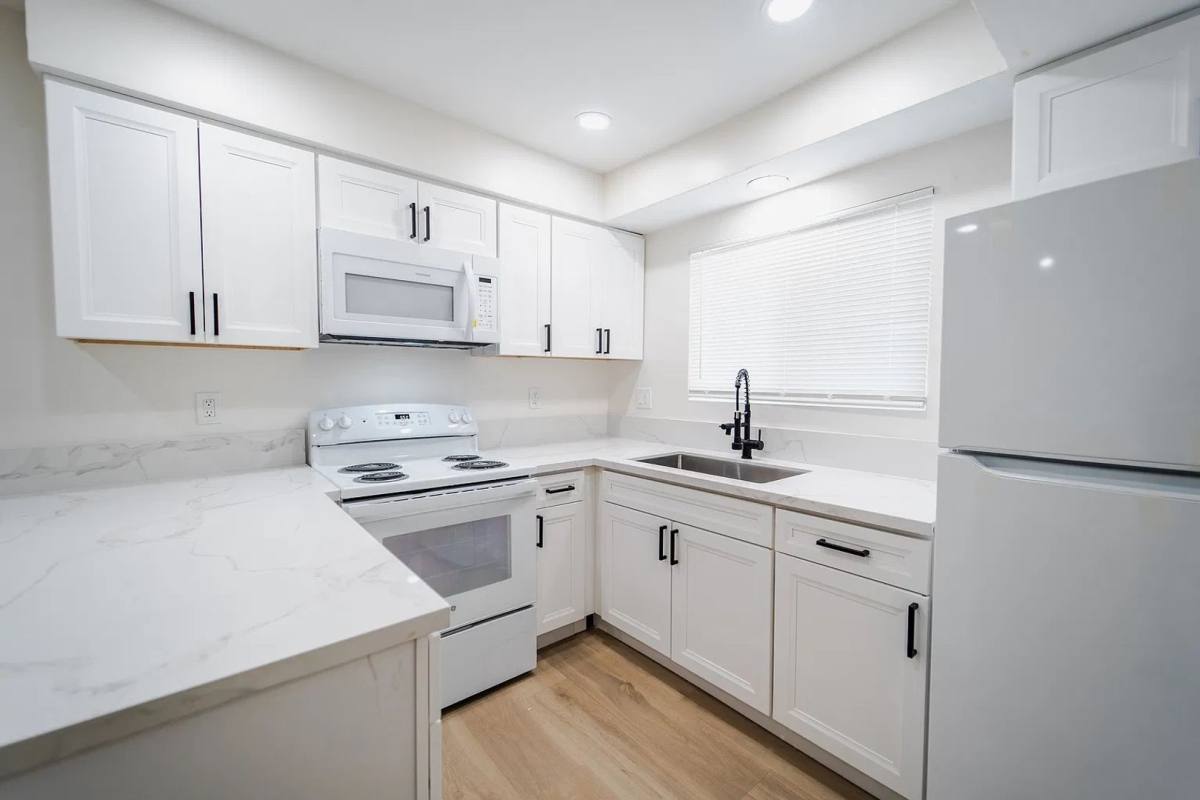 3681 Fairmount Ave, San Diego, CA 92105 - Apartment for Rent - Image 1