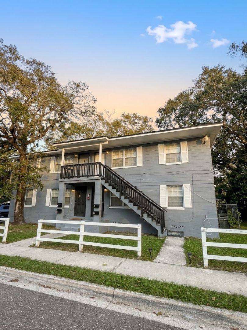 3805 Fairfax St, Jacksonville, FL 32209 - Apartment for Rent - Image 1