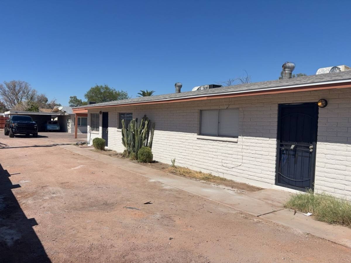 Apartment for rent at 1204 S McClintock Dr, Tempe, AZ 85281
