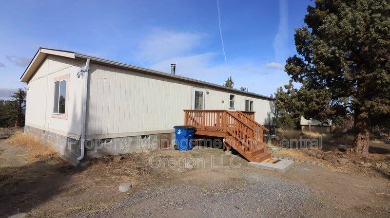 65709 93rd St, Bend, OR 97703 - House for Rent - Image 3