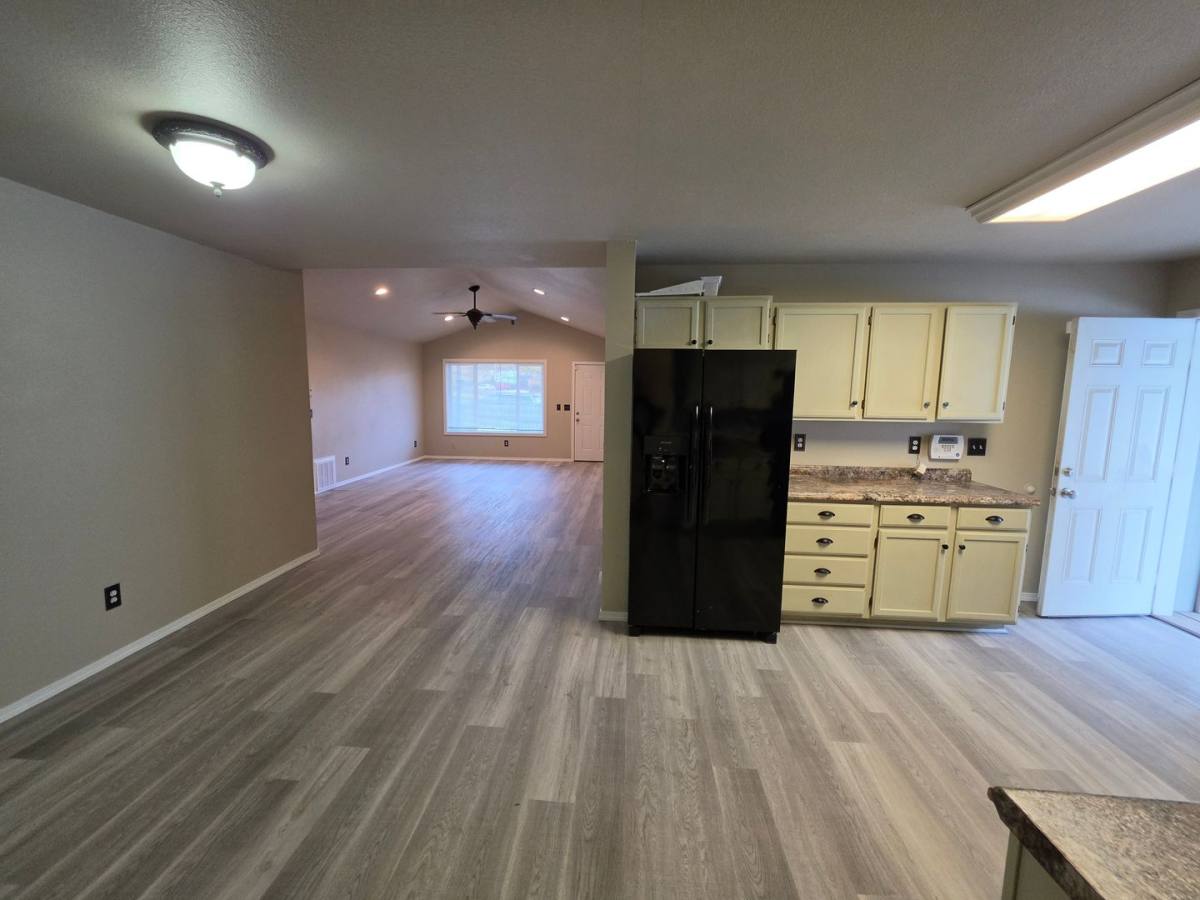 15064 N Anthony St, Rathdrum, ID 83858 - House for Rent - Image 9