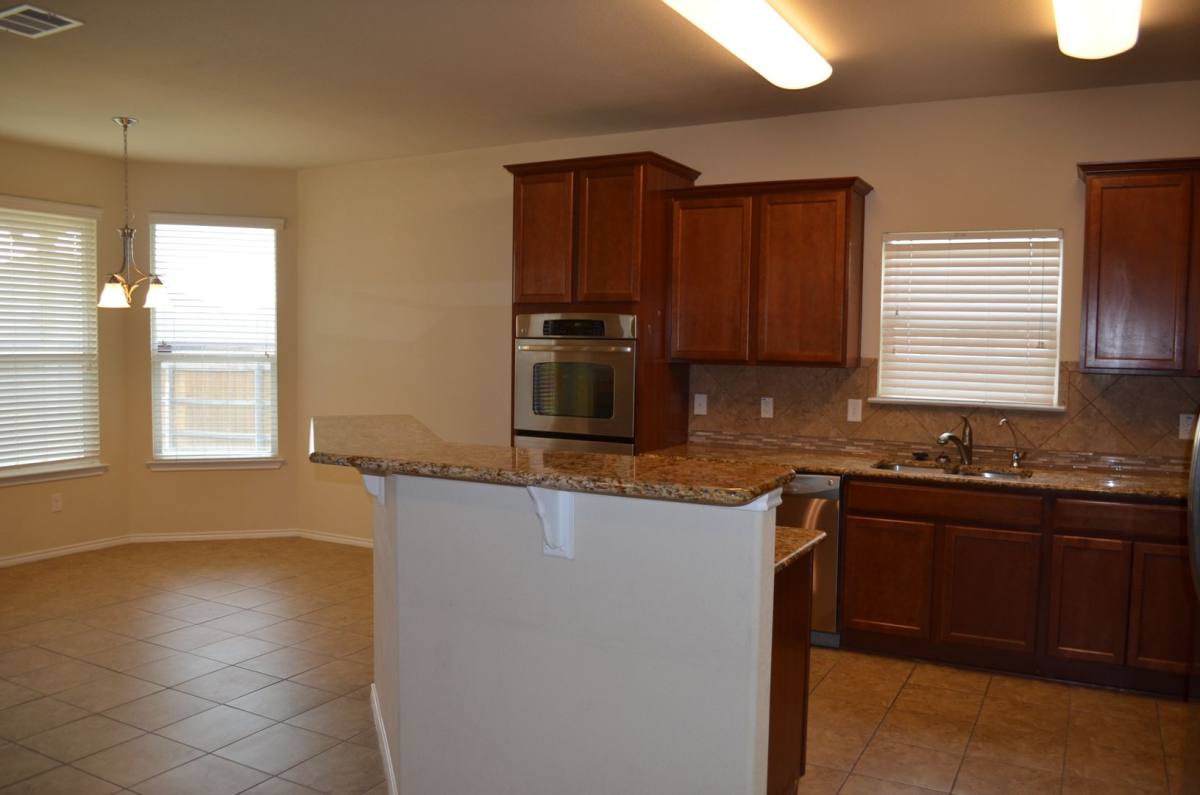 2402 Black Orchid, Killeen, TX 76549 - House for Rent - Image 10