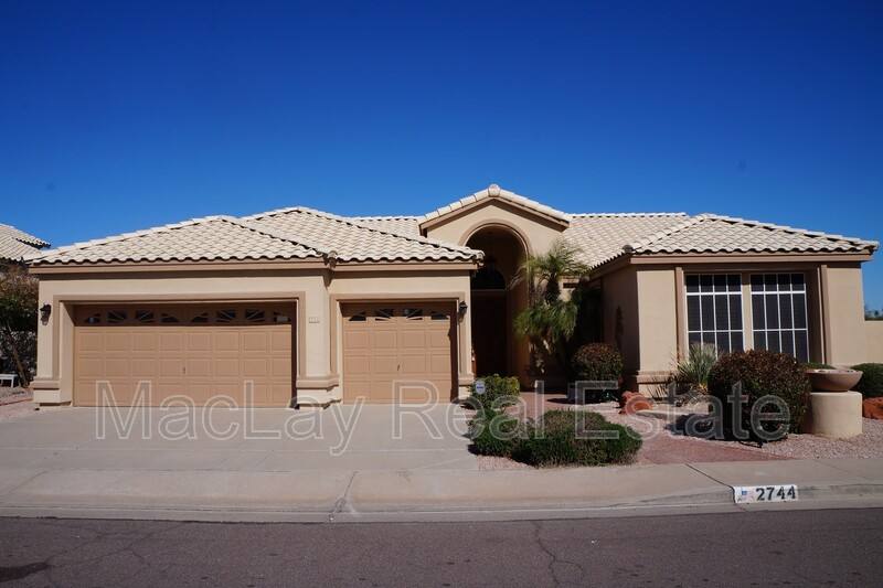 House for rent at 2744 E Amberwood Dr, Phoenix, AZ 85048