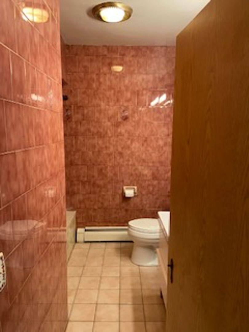 35 August St, Providence, RI 02908 - Apartment for Rent - Image 5