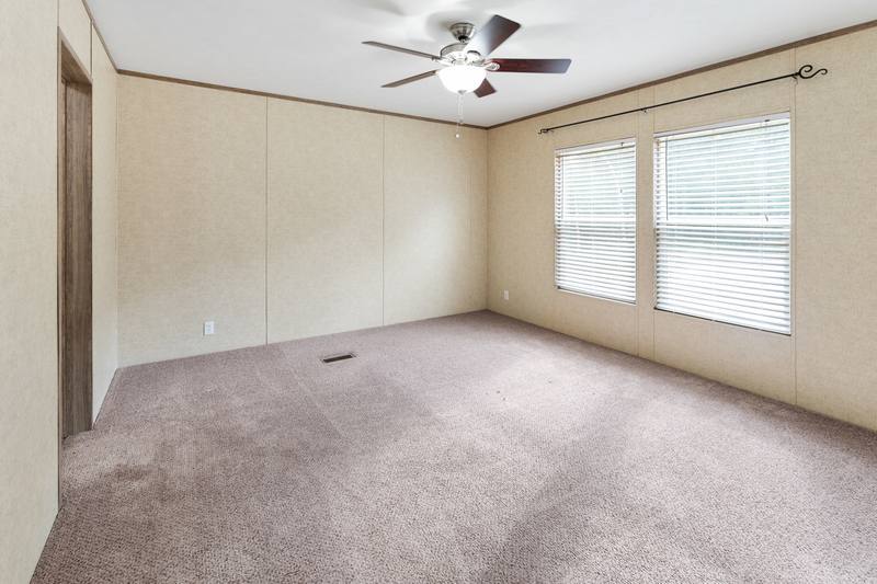 204 Wildflower Dr, Mabank, TX 75156 - House for Rent - Image 9