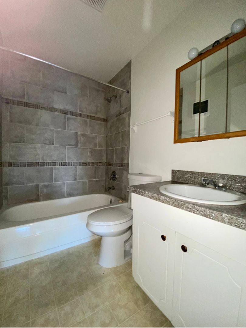 48 SE 80th Ave #22, Portland, OR 97215 - Apartment for Rent - Image 7