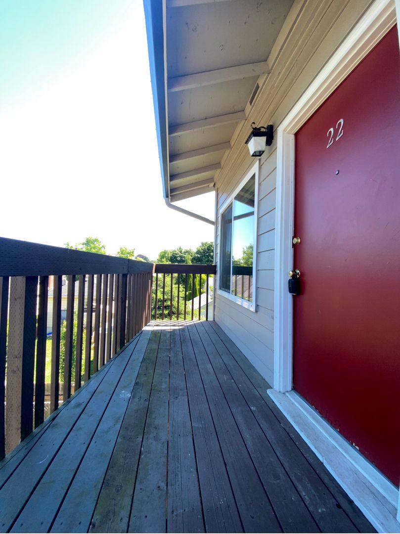 48 SE 80th Ave #22, Portland, OR 97215 - Apartment for Rent - Image 1