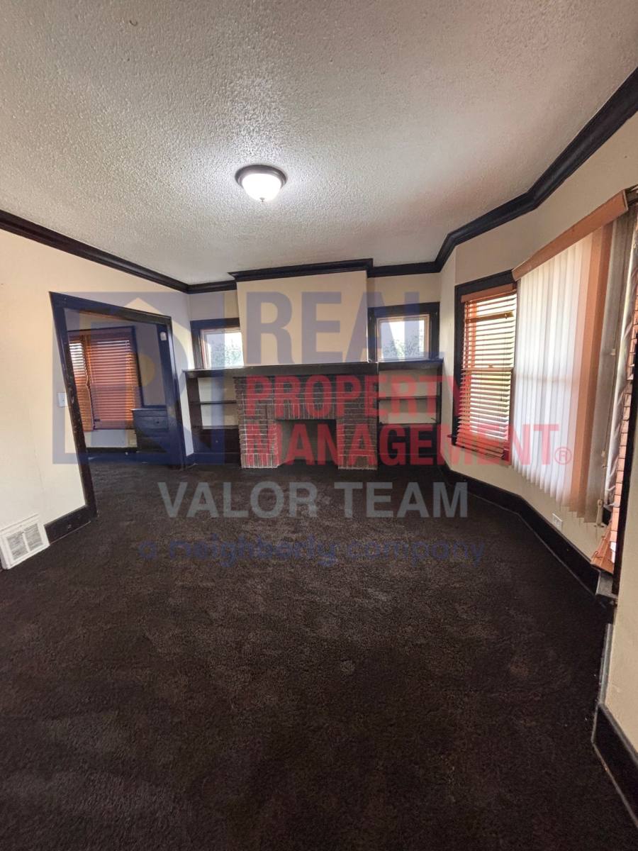 1128 Eddy Rd, Cleveland, OH 44108 - Apartment for Rent - Image 3
