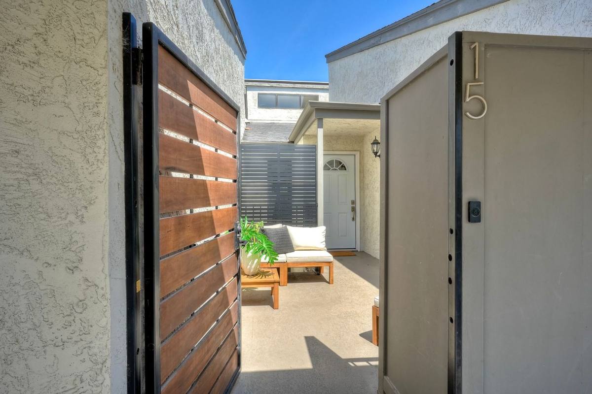 7559 Gibraltar St #15, Carlsbad, CA 92009 - Condo for Rent - Image 2