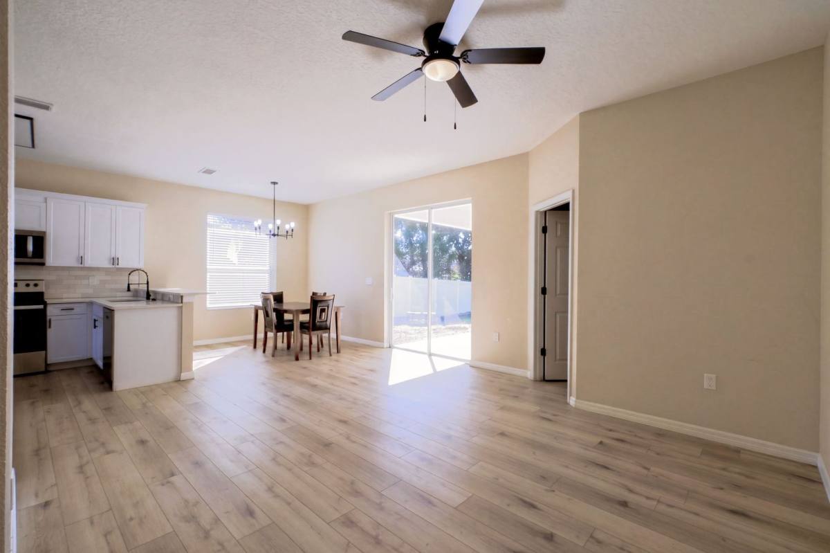 304 Ryans Ridge Ave, Eustis, FL 32726 - House for Rent - Image 4