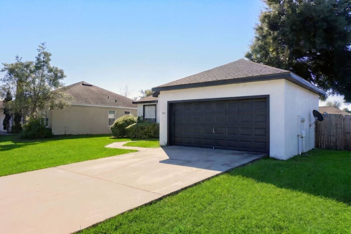 304 Ryans Ridge Ave, Eustis, FL 32726 - House for Rent - Image 3