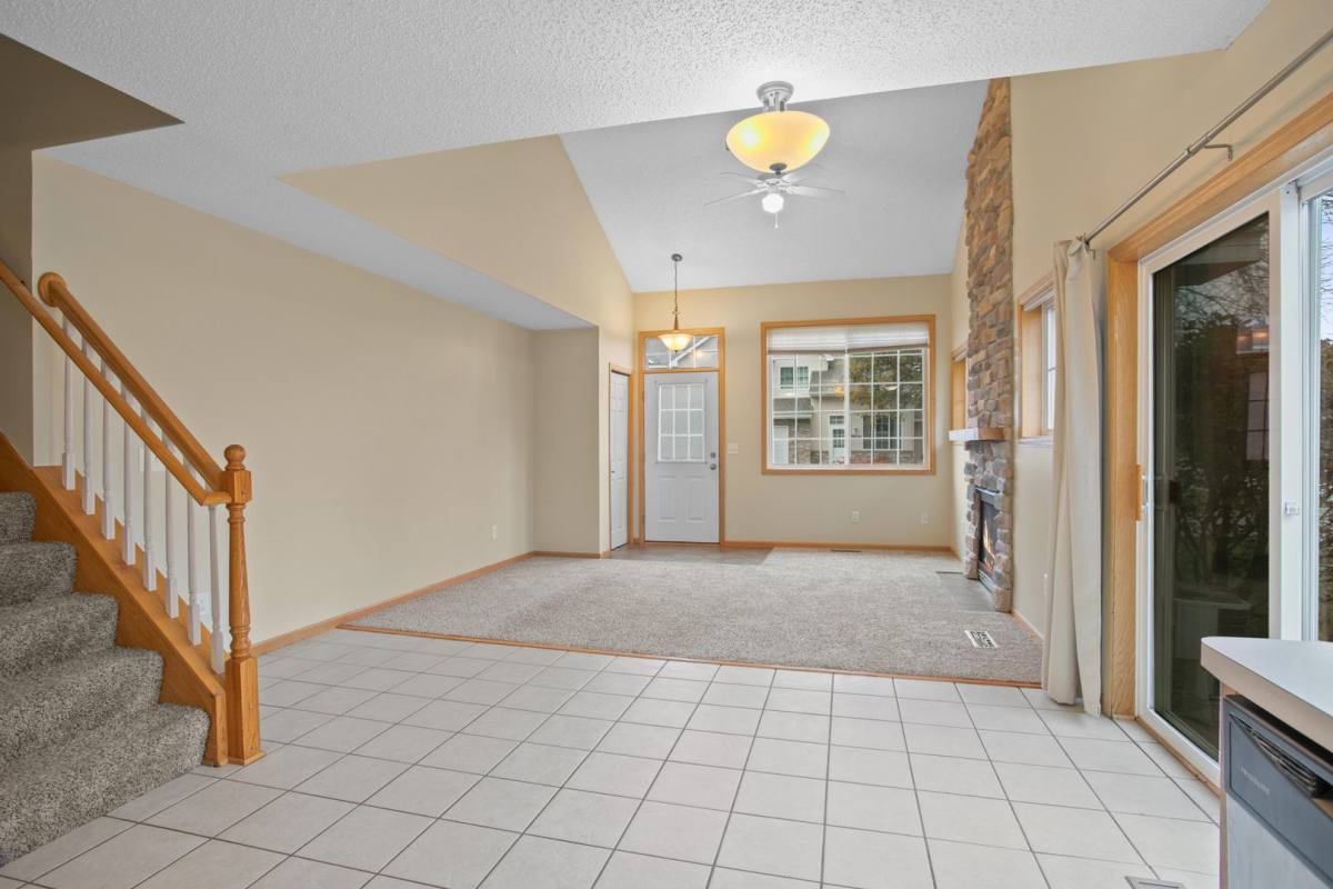 18018 Vance Circle NW, Elk River, MN 55330 - Townhouse for Rent - Image 4