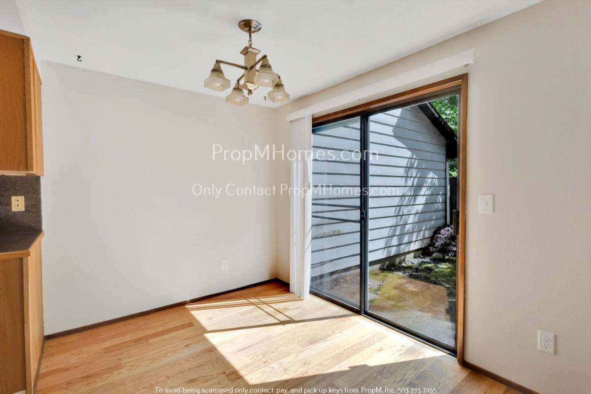 3232 SE 2nd St, Gresham, OR 97080 - Townhouse for Rent - Image 5