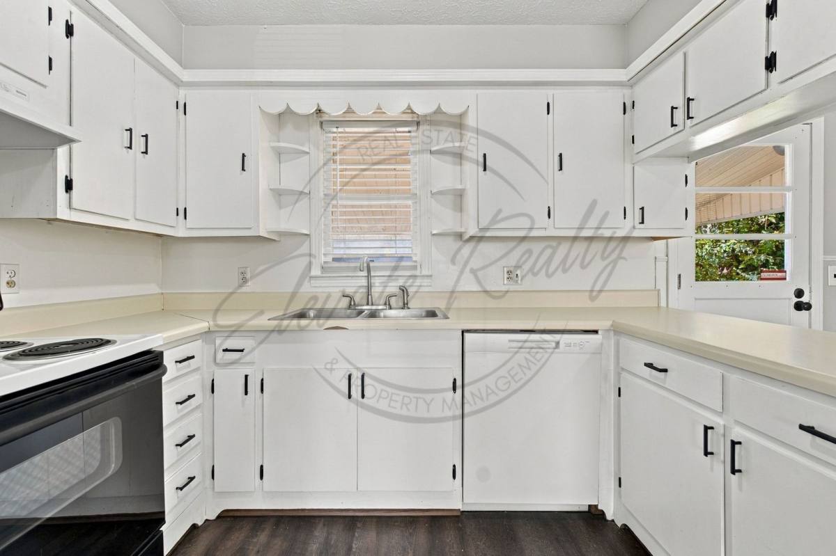 126 E 17th St, Cookeville, TN 38501 - House for Rent - Image 9