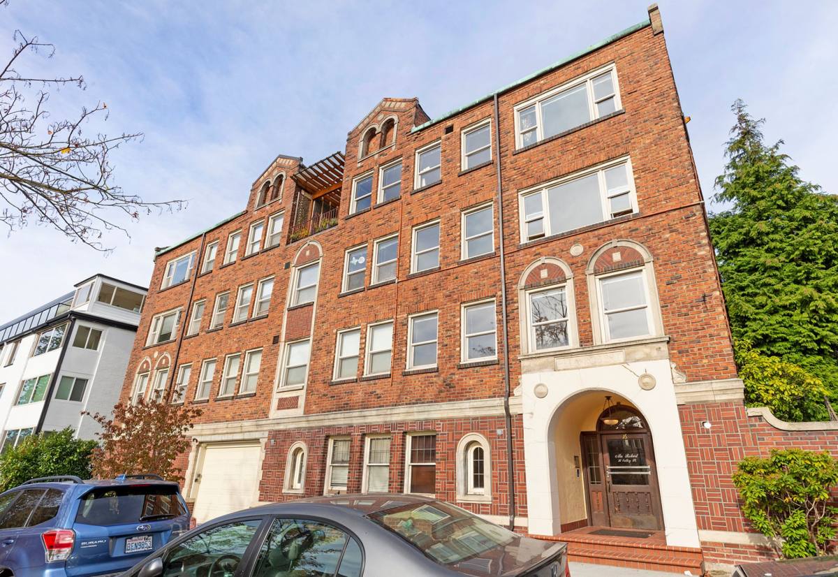 16 Valley St, Seattle, WA 98108 - Apartment for Rent - Image 1