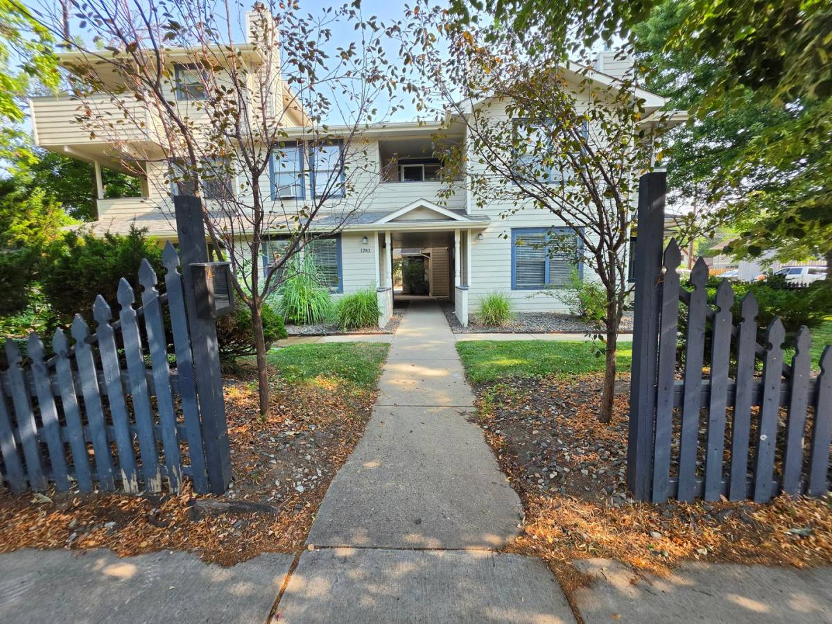 1741 Arapahoe Ave, Boulder, CO 80302 - Apartment for Rent