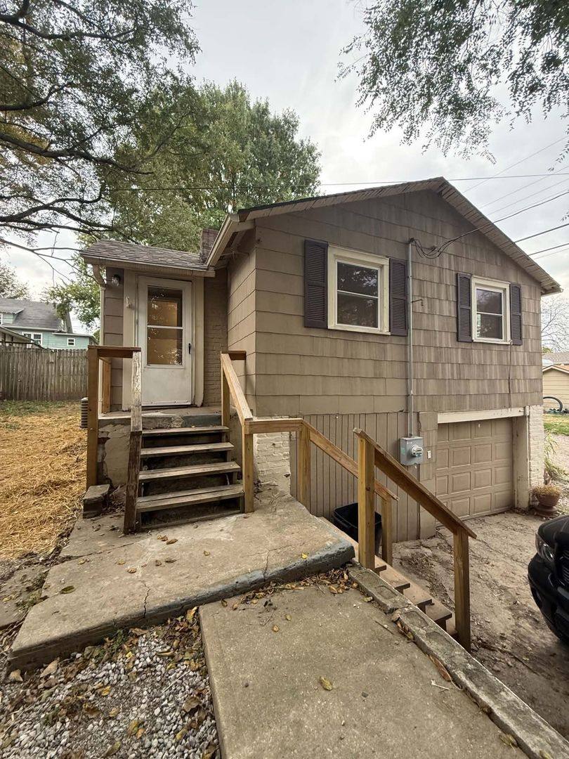 House for rent at 3216 Messanie 1 #2, St. Joseph, MO 64501