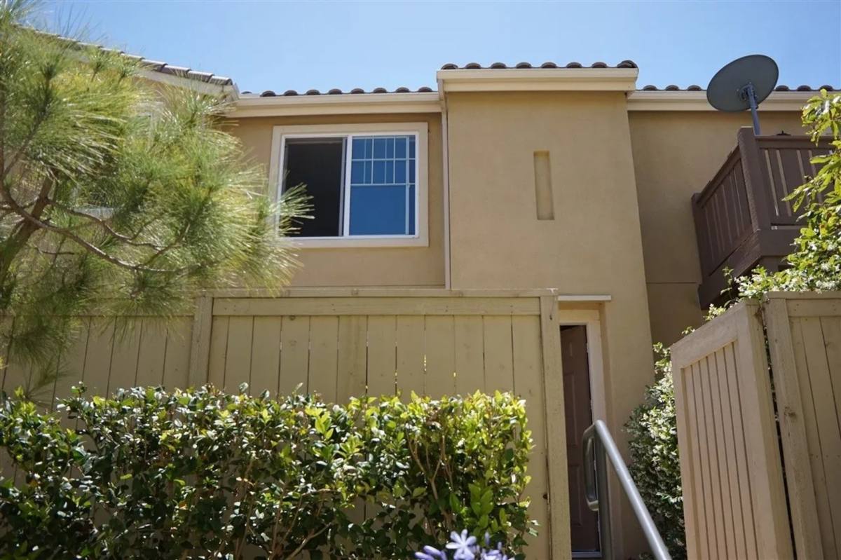 1357 Caminito Veranza #1, Chula Vista, CA 91915 - Townhouse for Rent - Image 9