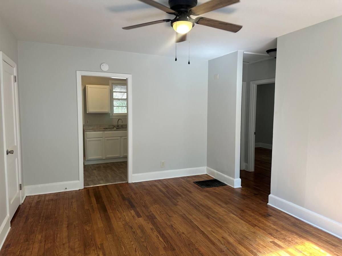 523 Johnson Ave, Columbia, SC 29203 - House for Rent - Image 2