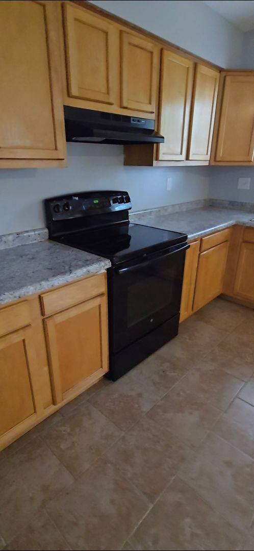 2735 Pioneer Court, Radcliff, KY 40160 - Townhouse for Rent - Image 3