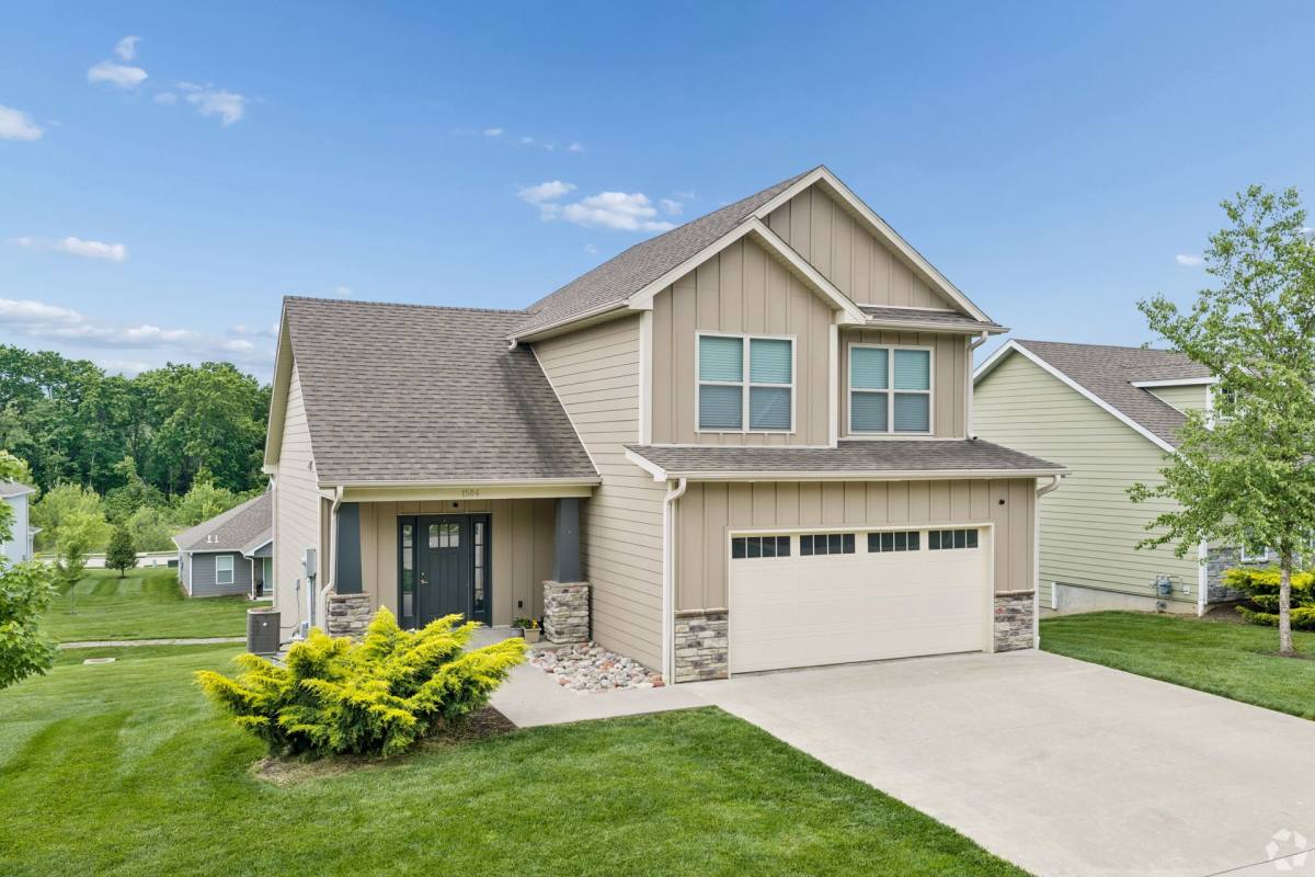 Apartment for rent at Manor Homes, 2625 Stinson Ave, Columbia, MO 65202