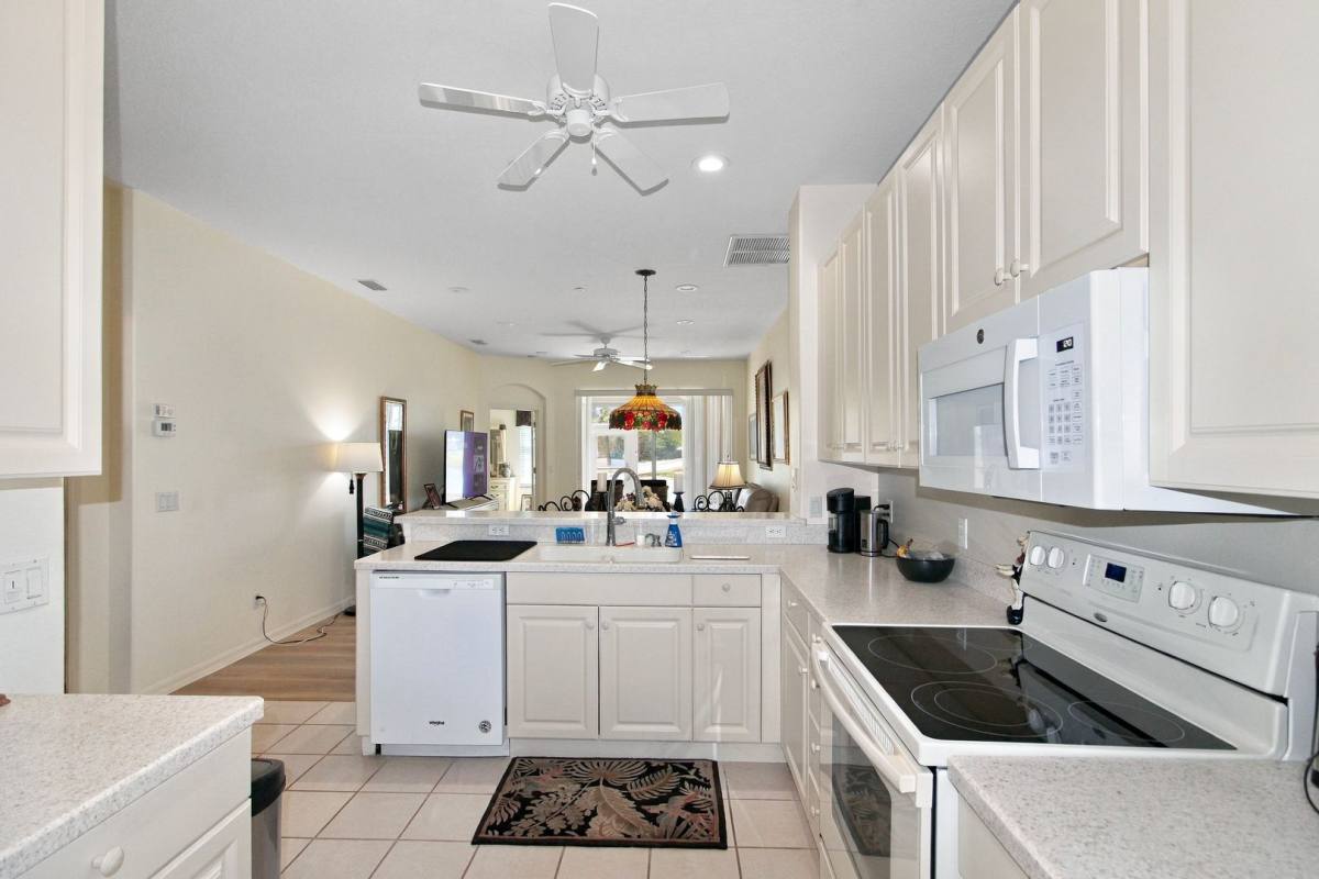 1915 San Silvestro Dr, Venice, FL 34285 - House for Rent - Image 5