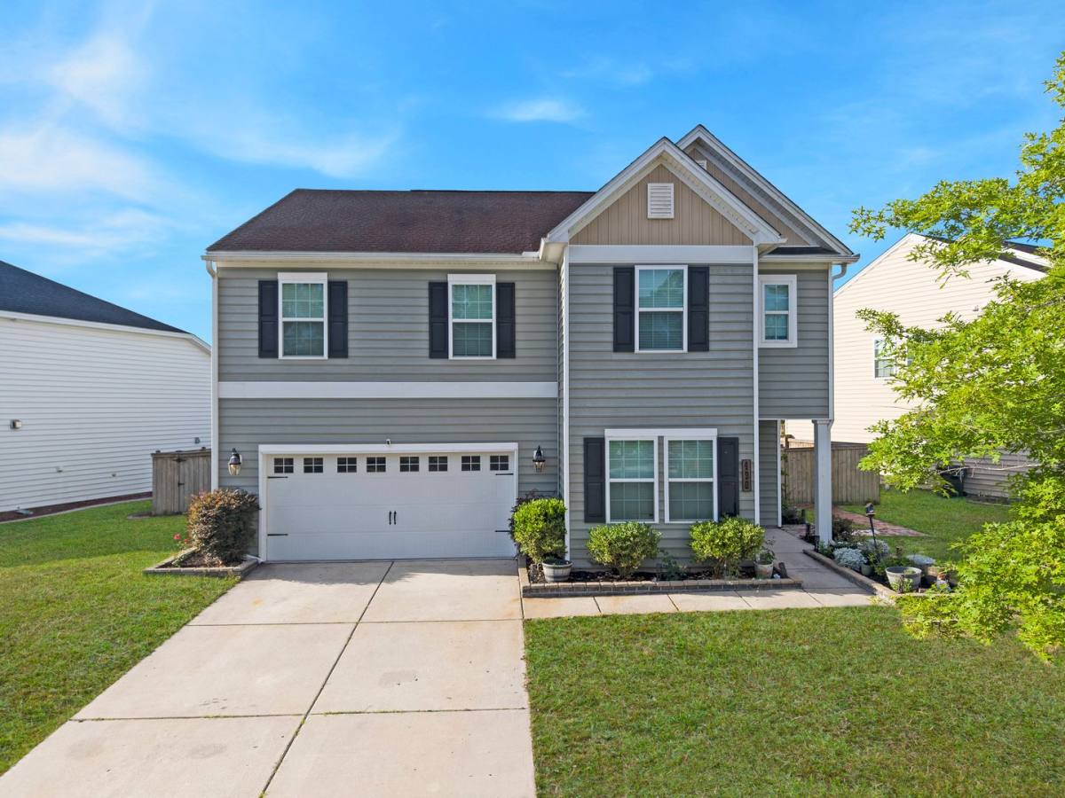 490 Whispering Breeze Lane, Summerville, SC 29486 - House for Rent