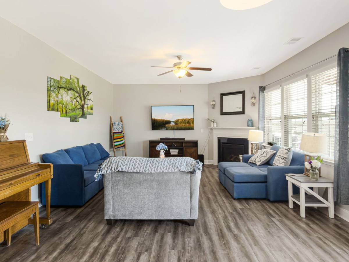 490 Whispering Breeze Lane, Summerville, SC 29486 - House for Rent - Image 8