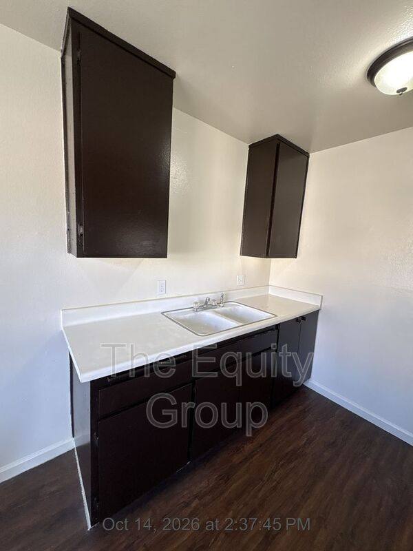 615 S Demaree St #32, Visalia, CA 93277 - Apartment for Rent - Image 7
