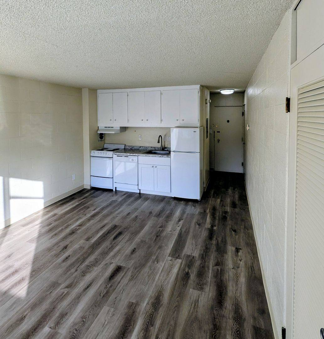 Apartment for rent at Campus, 4139 12th Ave NE, Seattle, WA 98105