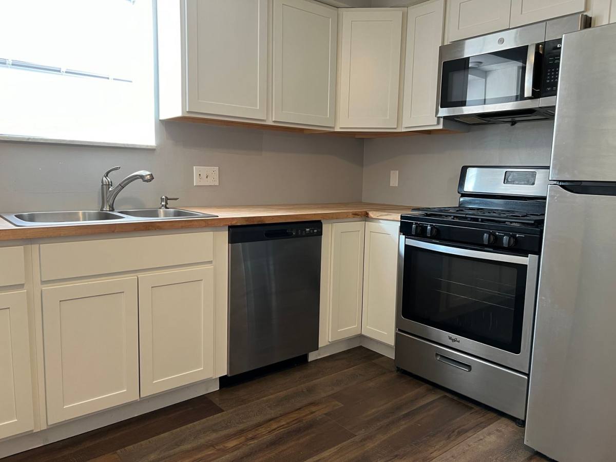 20 Woodlawn Ave, Pittsburgh, PA 15205 - Apartment for Rent - Image 2