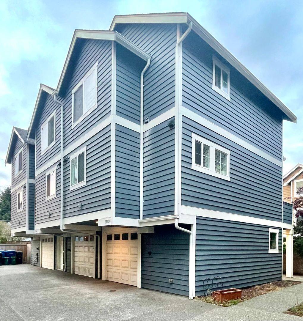 Townhouse for rent at 8505 Midvale Ave N #A, Seattle, WA 98103