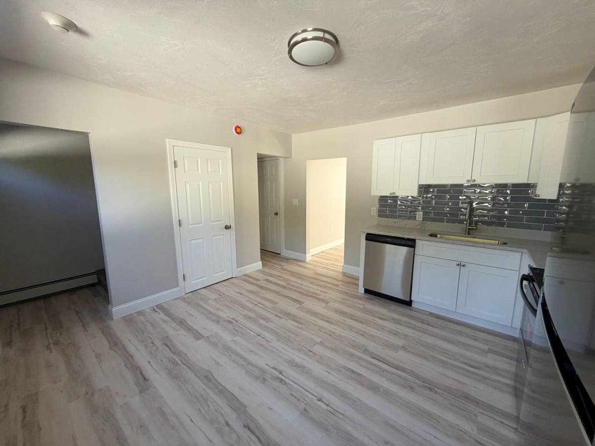 15 Spring St, Manville, RI 02838 - Apartment for Rent - Image 4