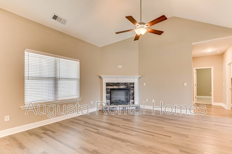 2213 Belair Spring Rd, Augusta, GA 30909 - House for Rent - Image 8